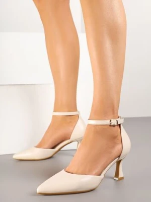 Beżowe Czółenka Vices na Klepsydrze z Noskiem w Szpic i Klamerką Nusithia