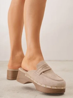 Beżowe Klapki Drewniaki o Fasonie Loafersów z Ozdobnymi Nitami Sargita ideal