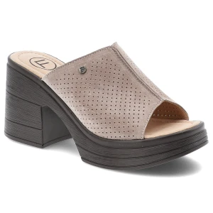 Beżowe Klapki Filippo Obuwie Damskie Na Obcasie