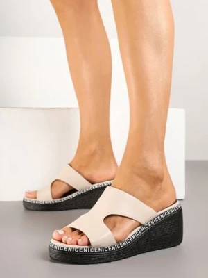 Beżowe Klapki na Koturnie Vices Ozdobione Napisami Linaretia