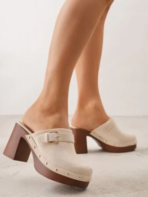 Beżowe Klapki na Słupku w Stylu Chodaków z Klamrami i Nitami Semelaia seastar