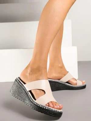 Beżowe Klapki Vices na Koturnie z Napisami Linaviela