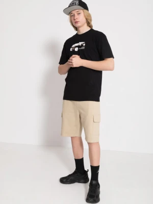 Beżowe krótkie spodenki z przestrzennymi kieszeniami Reporter