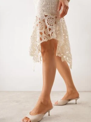 Beżowe Minimalistyczne Klapki z Imitacji Zamszu na Kaczuszce Zellenis sergio todzi