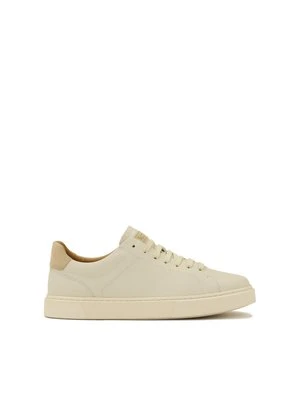 Beżowe minimalistyczne sneakersy ze skóry Kazar