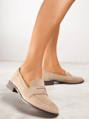 Beżowe Mokasyny Loafersy o Klasycznym Fasonie na Płaskiej Podeszwie Dailara vices