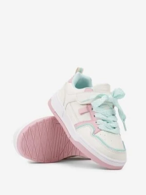 Beżowe Płaskie Buty Sportowe Sneakersy z Perforacją i Sznurowaniem Florenne