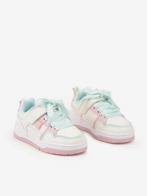 Beżowe Płaskie Buty Sportowe Sneakersy ze Sznurowaniem i Perforacją Avanelis