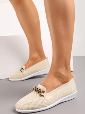 Zdjęcie produktu Beżowe Półbuty z Elastyczną Cholewką i Elegancką Klamerką Naelle