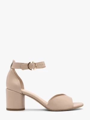 Beżowe sandały damskie na słupku Ryłko