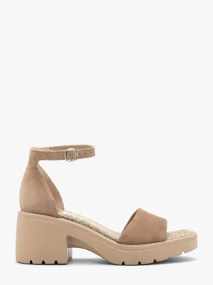 Beżowe sandały damskie z weluru Ryłko