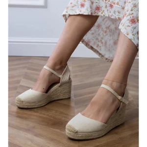 Beżowe sandały espadryle na koturnie beżowy