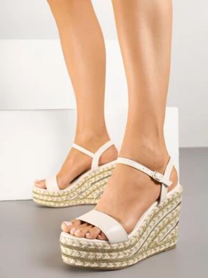 Beżowe Sandały na Koturnie Ozdobione Plecionką Pollienne givana