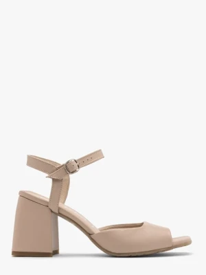 Beżowe sandały na masywnym słupku Ryłko