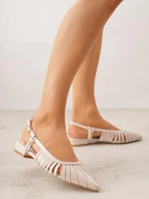 Beżowe Sandały na Płaskiej Podeszwie Ozdobione Wycięciami Auraly