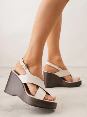 Beżowe Sandały na Platformie i Koturnie z Geometryczną Cholewką Adrasithise c'm paris