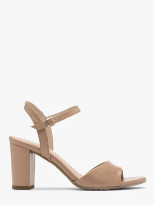 Beżowe sandały na słupku Ryłko