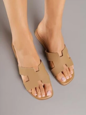 Beżowe Skórzane Klapki Vices z Geometryczną Cholewką Arseria