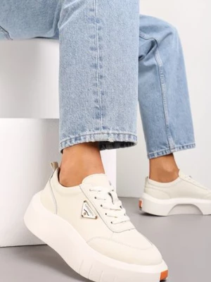 Beżowe Skórzane Sneakersy na Platformie z Niewielką Wstawką z Boku Renipa