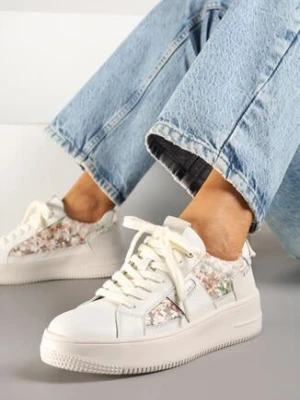 Beżowe Skórzane Sneakersy Ozdobione Napisem i Kwiatami Nilivienna