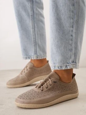 Beżowe Skórzane Tenisówki z Ażurową Cholewką Nesseli m.daszynski