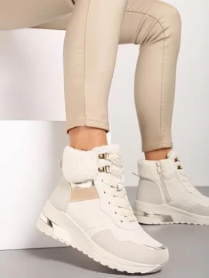 Beżowe Sneakersy na Koturnie Zdobione Metalicznymi Wstawkami i Futerkiem Omedia