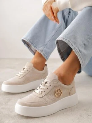 Beżowe Sneakersy Skórzane na Grubej Podeszwie z Geometryczną Ozdobą Syrolphi goodin