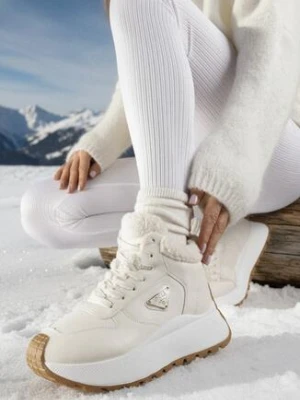 Beżowe Sneakersy Śniegowce Vices na Grubej Podeszwie z Trójkątną Ozdobą Filritisa