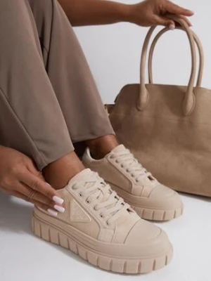 Beżowe Sneakersy Vices na Grubej Podeszwie z Geometryczną Aplikacją Leanae