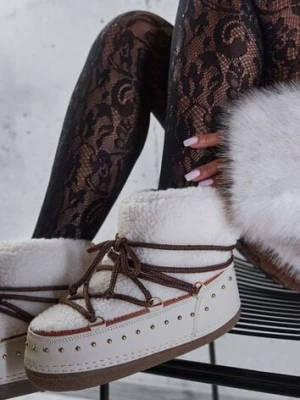 Beżowe Śniegowce z Ozdobnym Sznurowaniem Ćwiekami i Futerkiem Covesa