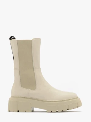 Beżowe sztyblety na lekkiej podeszwie Ryłko