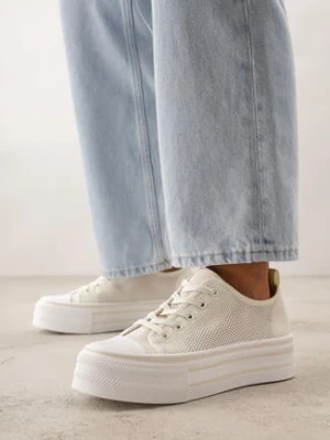 Beżowe Trampki na Grubej Podeszwie z Ażurową Cholewką Nalivera ballada