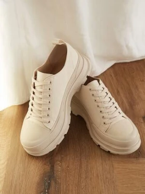 Beżowe Trampki Theleia