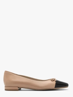 Beżowo-czarne baleriny na niskim obcasie Ryłko