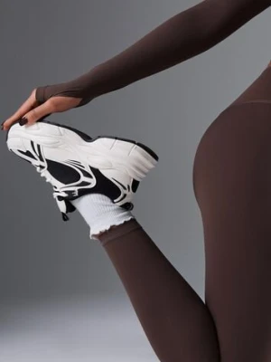 Beżowo-Czarne Sneakersy Vices na Platformie Ozdobione Tłoczeniem Natiselle