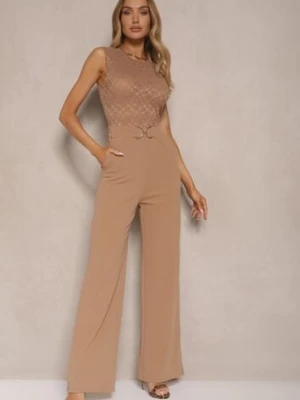 Beżowy Kombinezon z Prostymi Nogawkami z Metalową Ozdobą w Talii Lannrive by swan