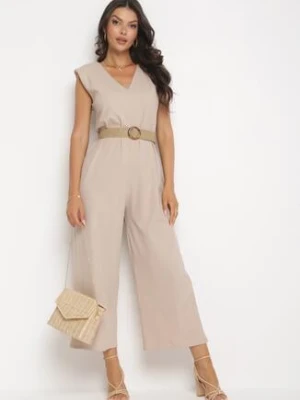 Beżowy Kombinezon Zapinany na Suwak z Poduszkami w Ramionach i Paskiem z Klamrą Bless rosa