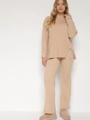 Beżowy Komplet z Bawełną i Wełną Sweter z Guzikami i Proste Spodnie Reisadia