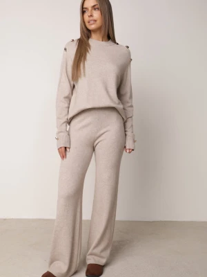 Beżowy Komplet z Wiskozą Szerokie Spodnie i Sweter Ozdobiony Guzikami Alessina M&d Fashion
