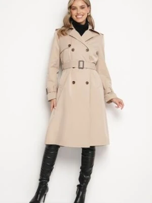 Beżowy Płaszcz Trencz Dwurzędowy z Plisami z Tyłu i Materiałowym Paskiem Hellie jus de pom