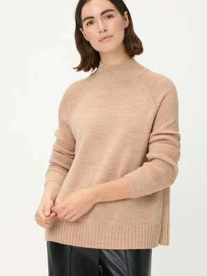 Beżowy sweter damski Henny z wełną merino ze stójką – Urban Wild Olsen