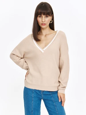 Beżowy sweter z dekoltem w serek Top Secret