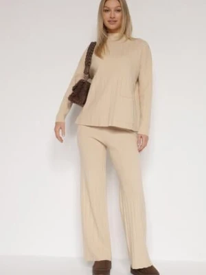 Beżowy Sweterkowy Komplet Sweter z Półgolfem i Szerokie Spodnie Alatusa glo-story