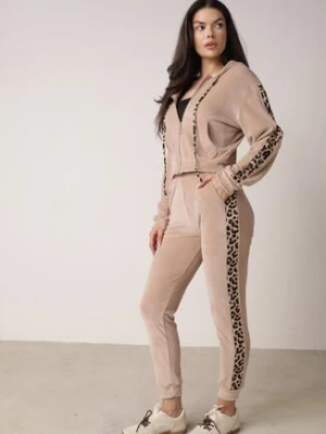 Beżowy Welurowy Komplet Dresowy z Panterkowym Lampasem Inare
