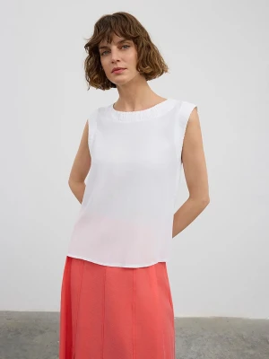 BGN Bluzka w kolorze białym rozmiar: 40