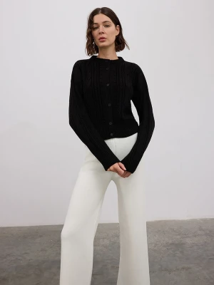 BGN Kardigan w kolorze czarnym rozmiar: 40