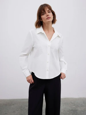 BGN Koszula w kolorze białym rozmiar: 40