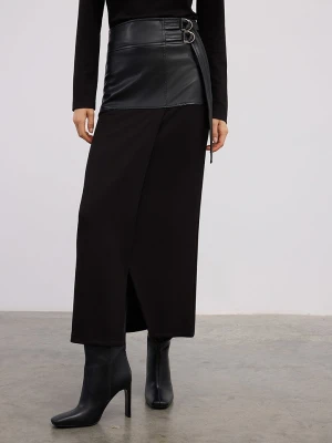 BGN Spódnica w kolorze czarnym rozmiar: 38