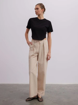 BGN Spodnie w kolorze beżowym rozmiar: 36