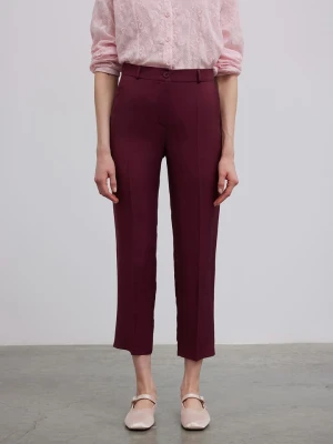 BGN Spodnie w kolorze bordowym rozmiar: 40